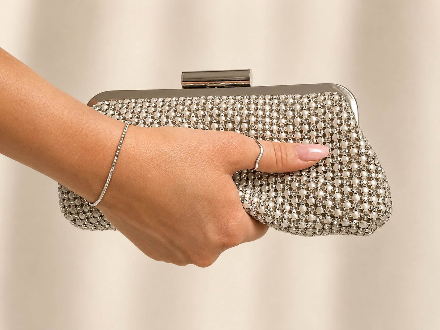 Silver tone stainless steel jewellery collection — Tamola Jewellery