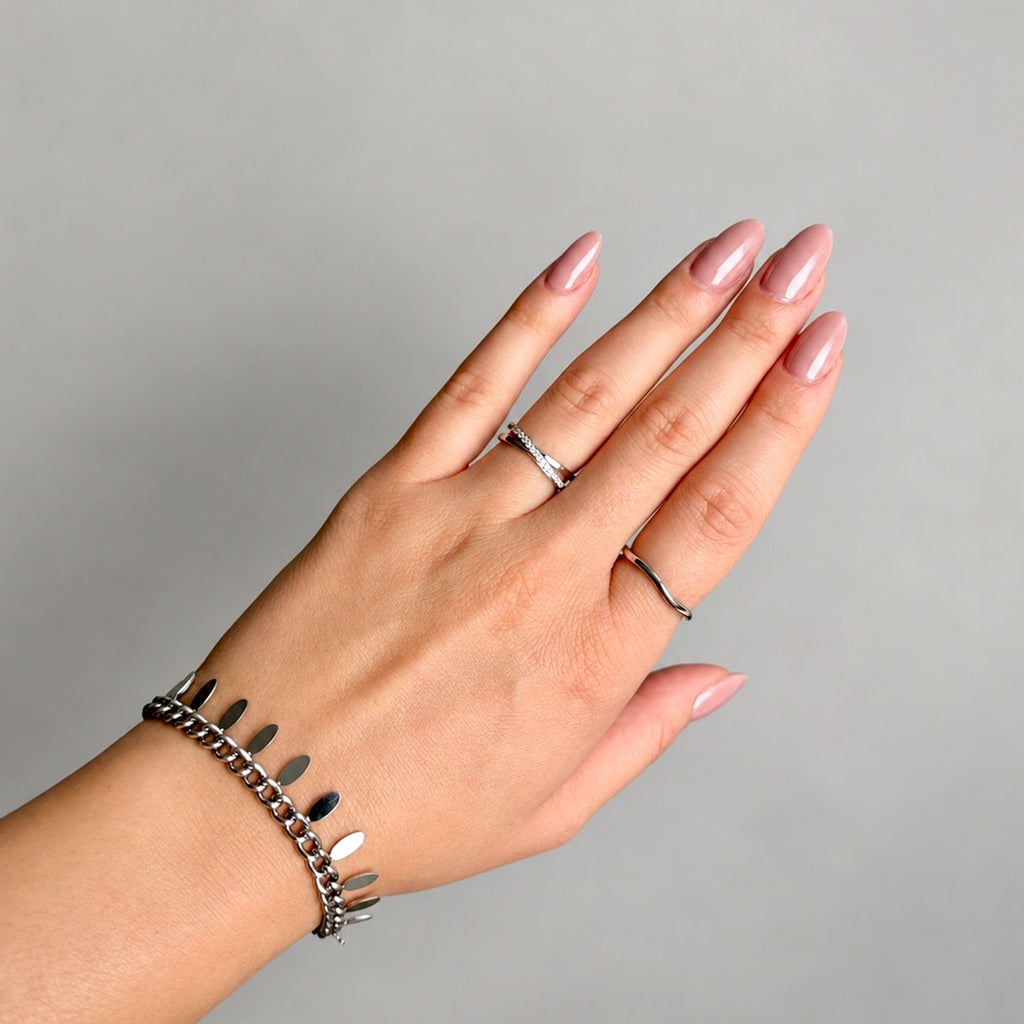 Mette Zircon Cross Ring