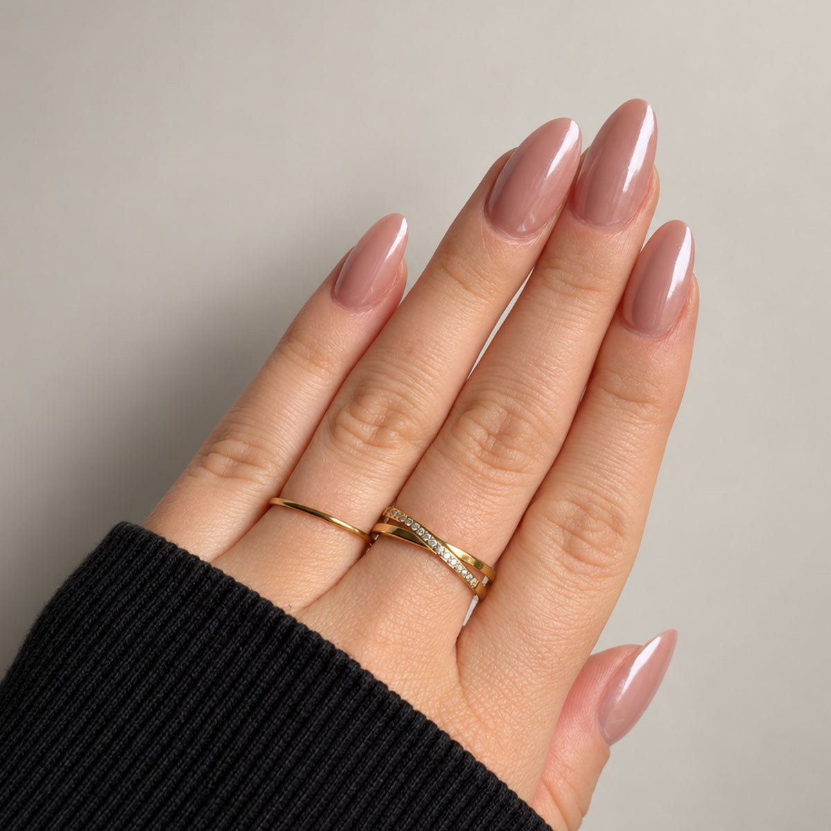 Mette Zircon Cross Ring