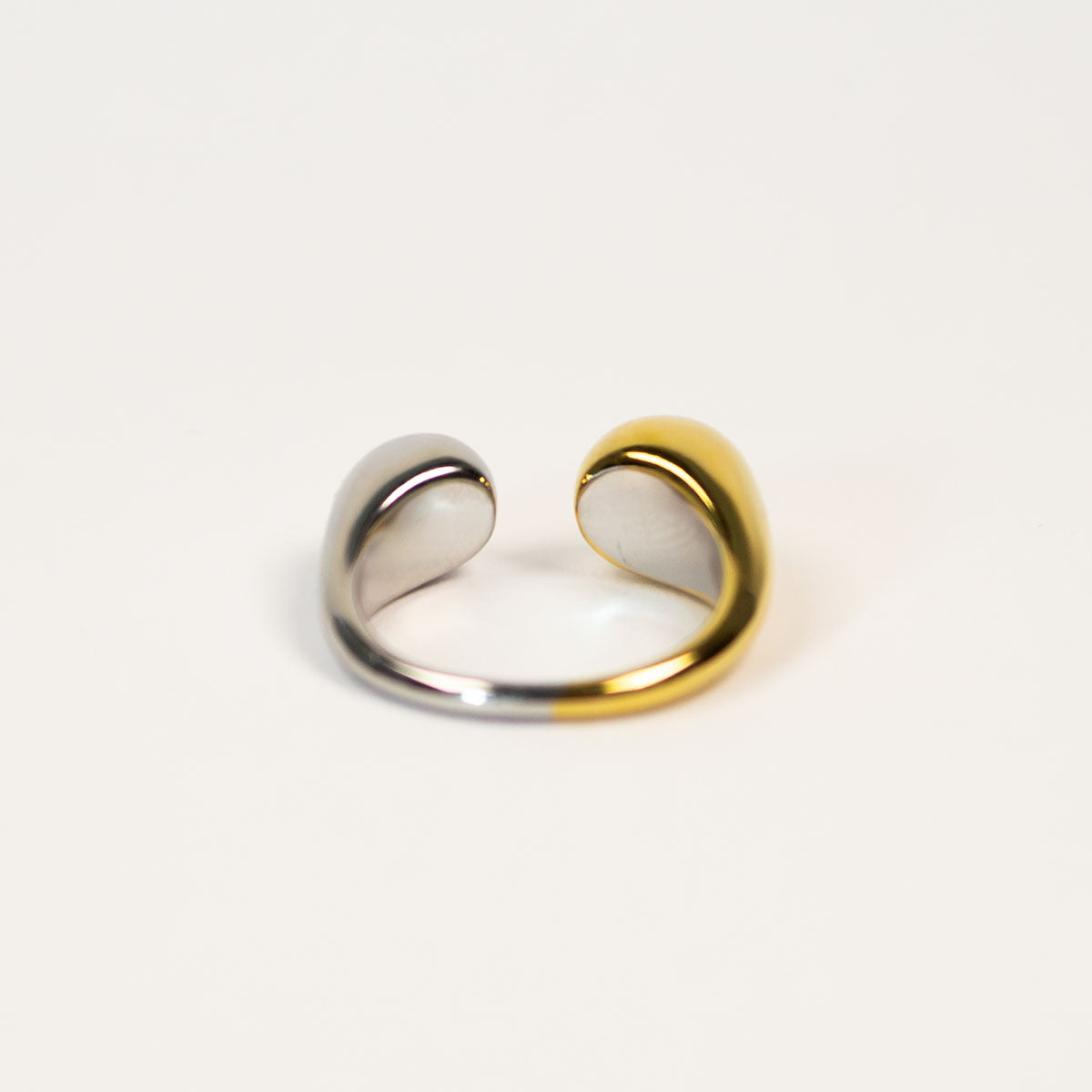 Orla Teardrop Ring