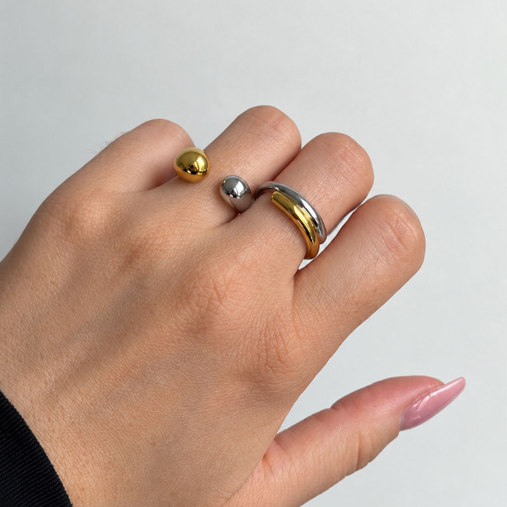 Orla Teardrop Ring