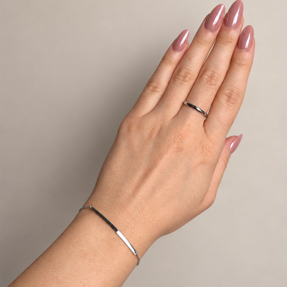 Rosa Curved Bar Bracelet