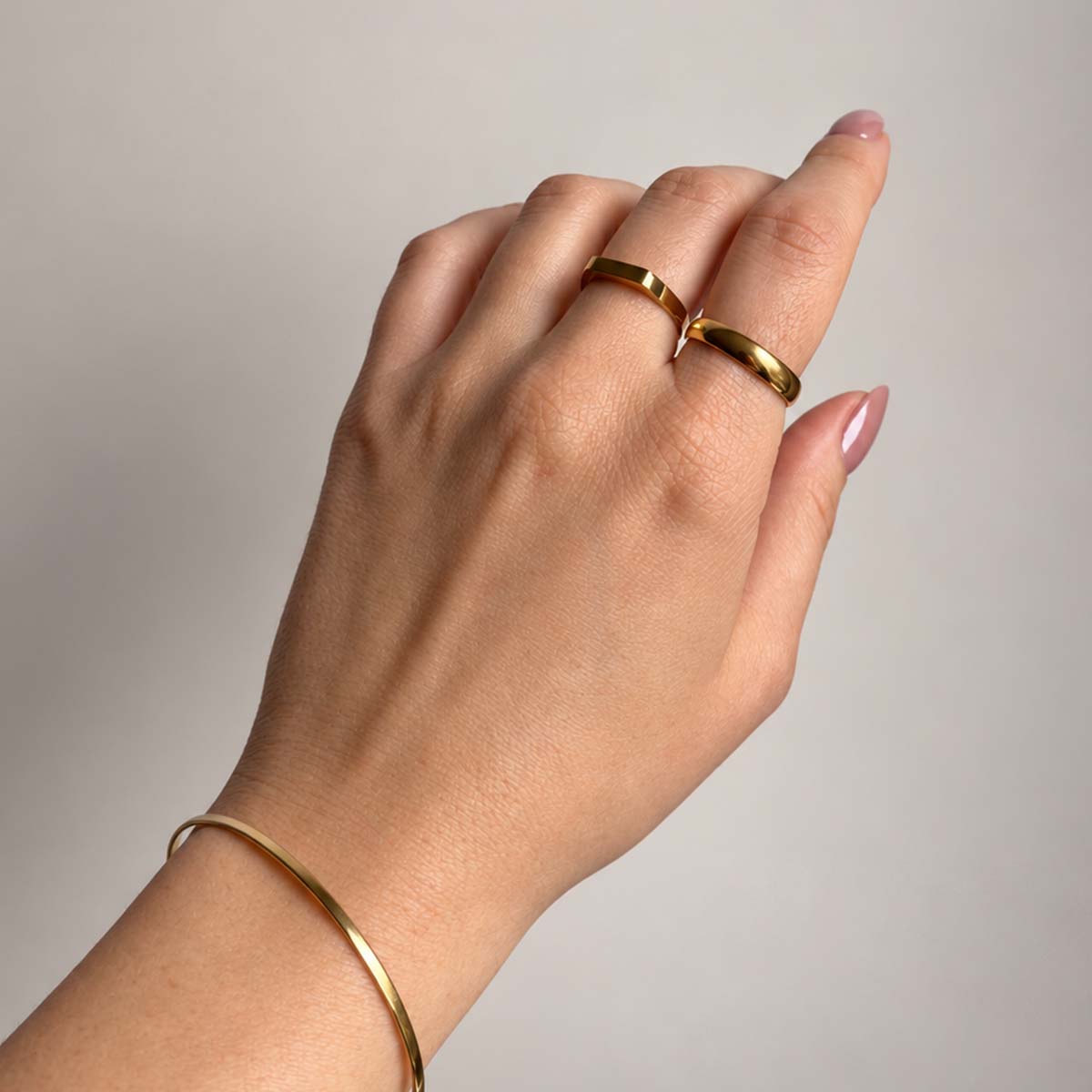 Signe Classic Band Ring