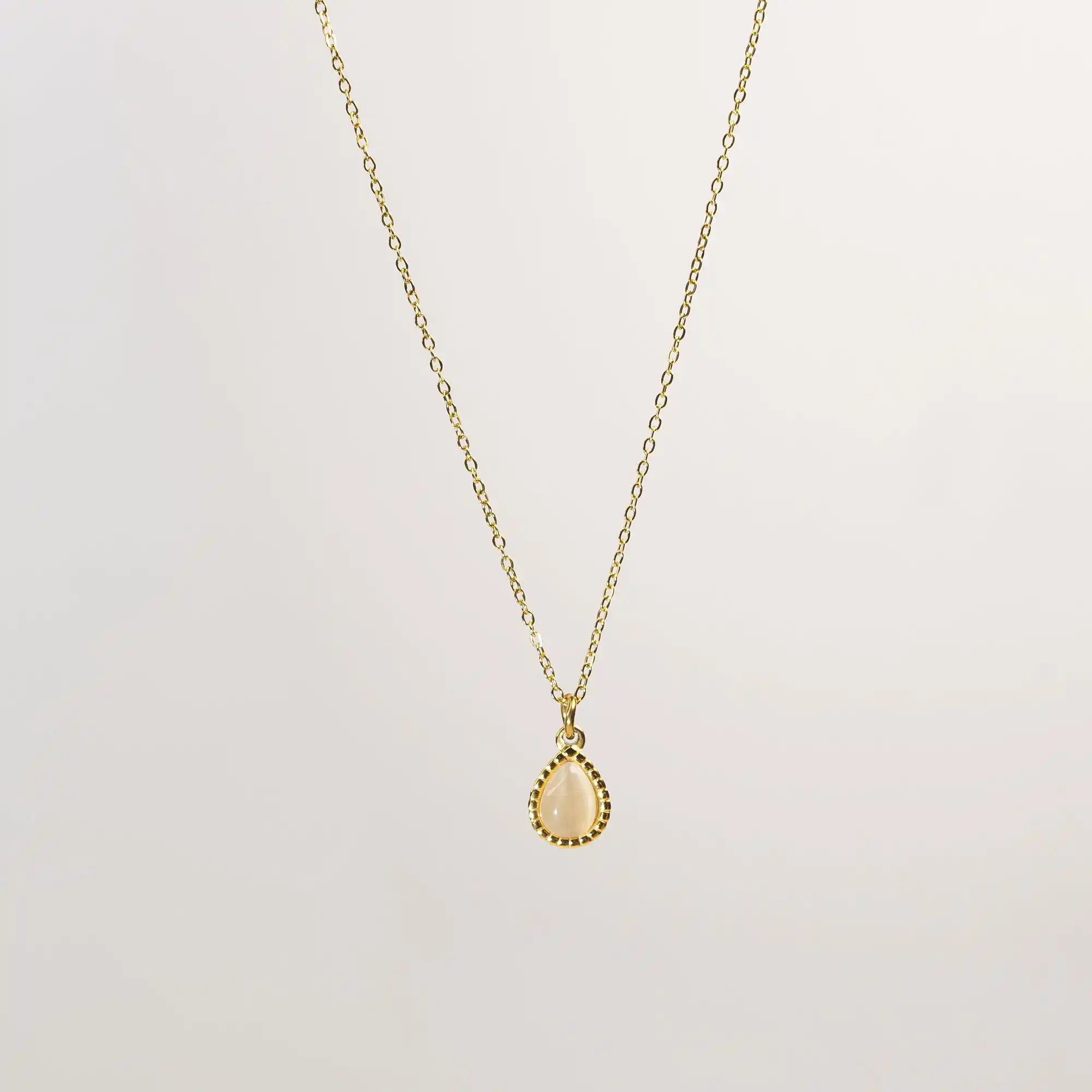 Sera Teardrop Pendant Necklace gold stainless steel — Tamola Jewellery