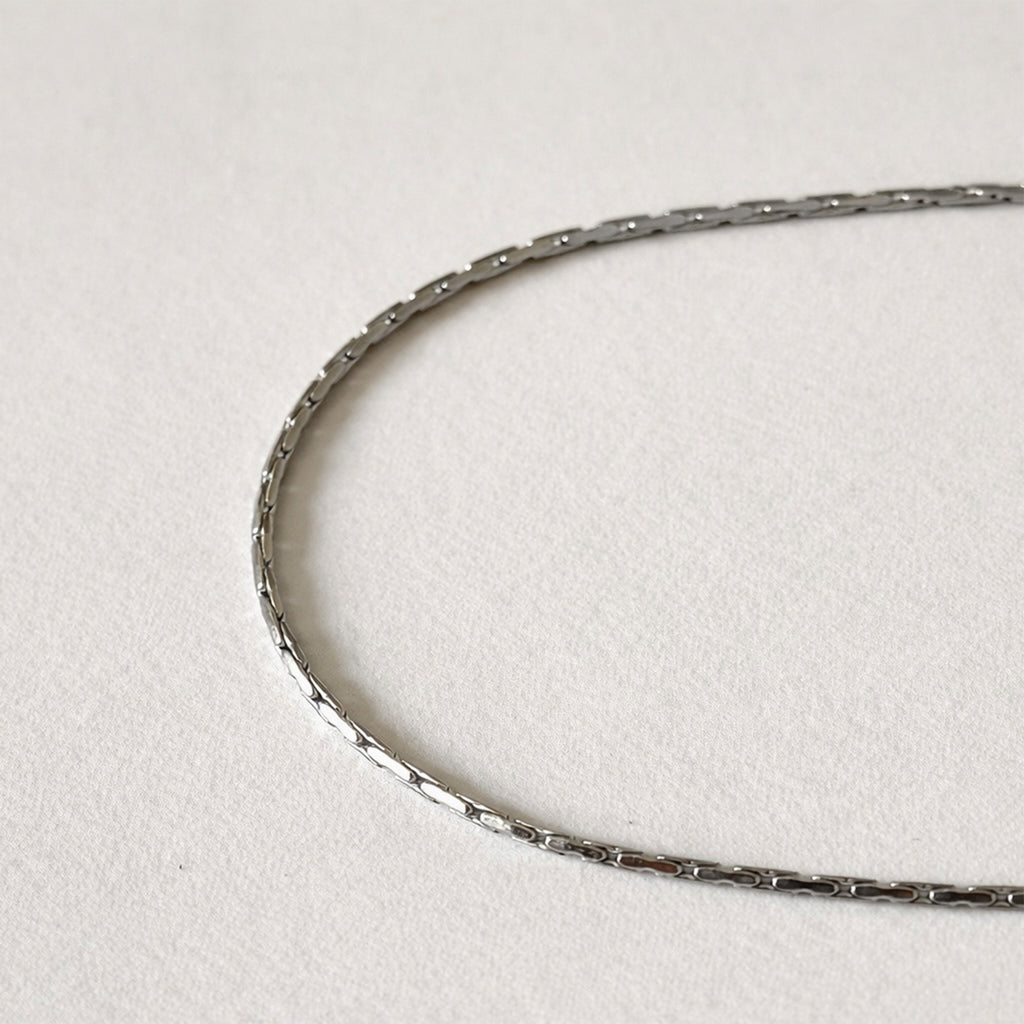 Sole Snake Chain Necklace