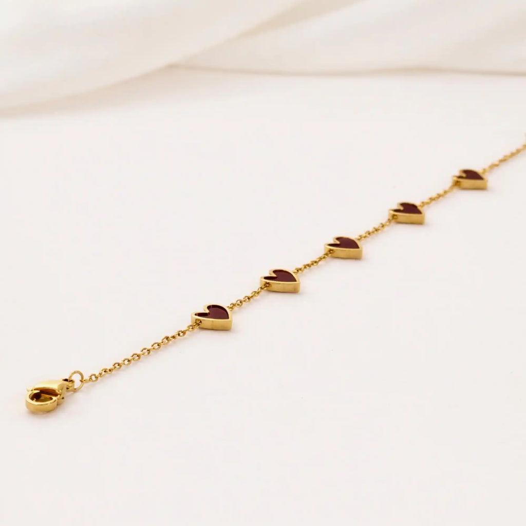 Amora Heart Chain Bracelet gold clasp detail stainless steel — Tamola Jewellery