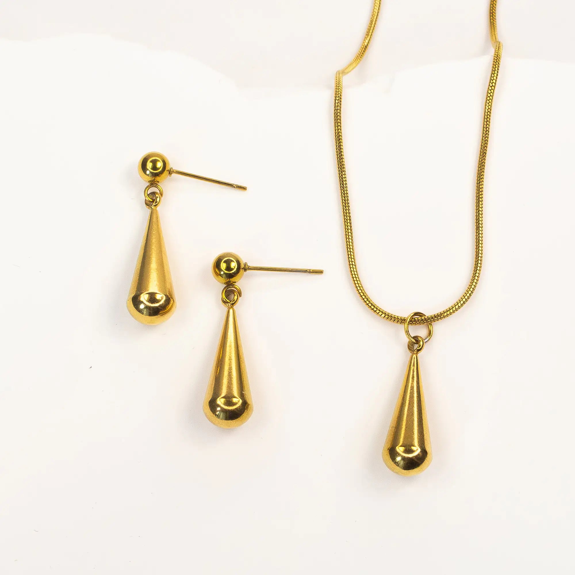 Celeste Teardrop Jewellery Set gold necklace and earrings front — Tamola Jewellery