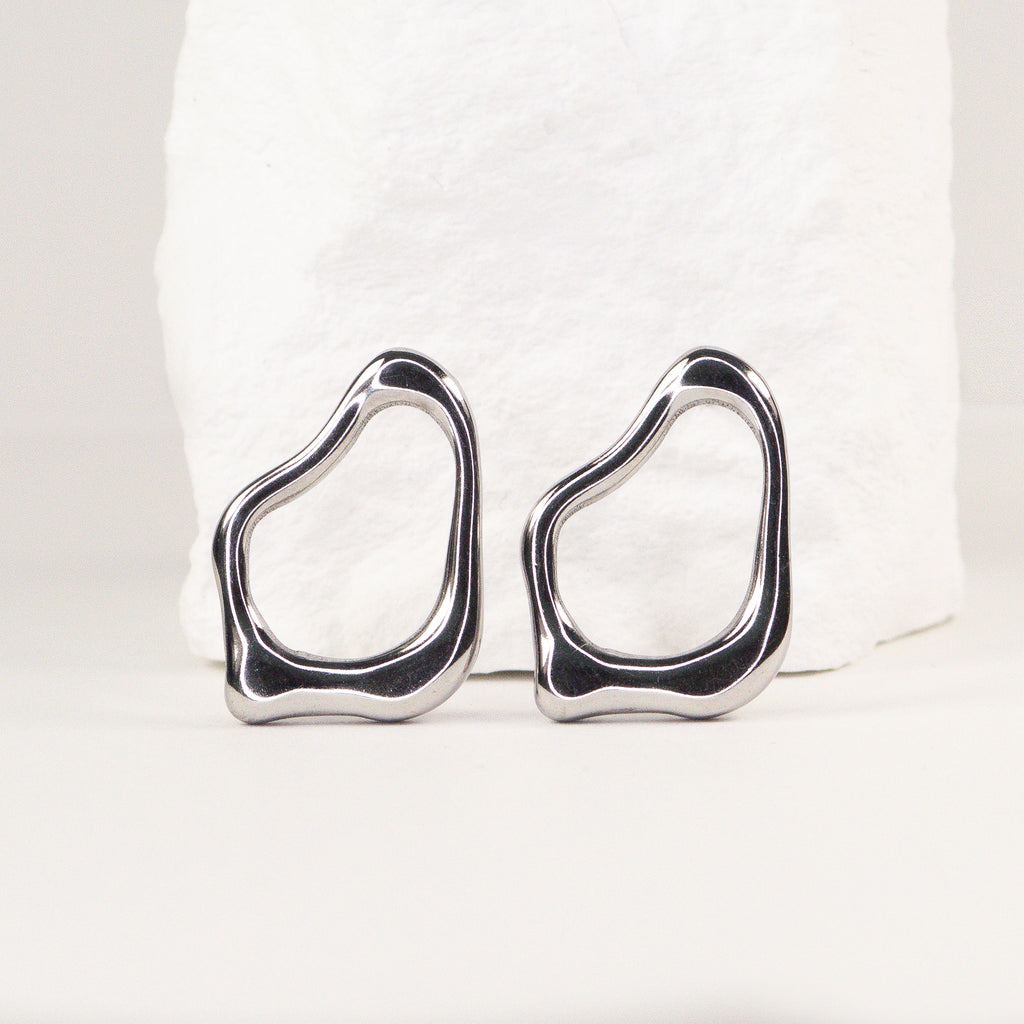 Elin Organic Shape Earrings silver flat lay — Tamola Jewellery