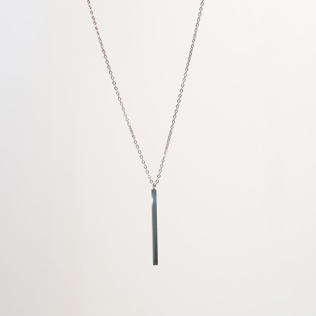 Mara Bar Pendant Necklace