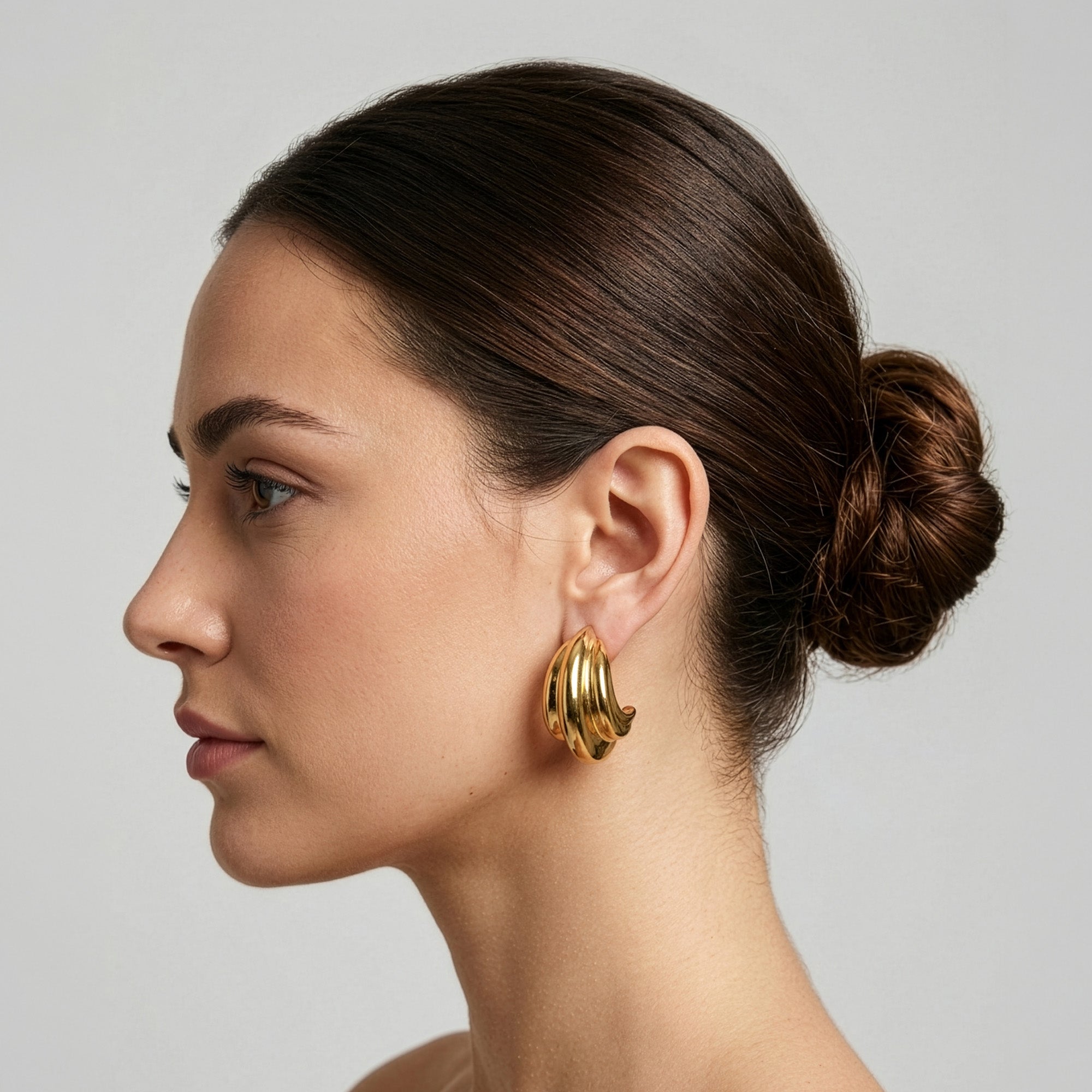 Vera Chunky Hoop Earrings